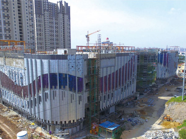 在建筑行业中黄岛钢结构工程报价的关注度非常高